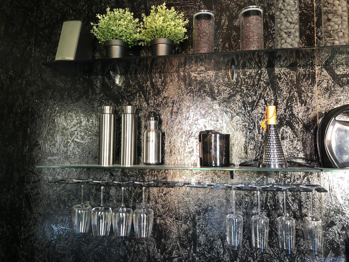 Lippi 42 Exclusive Luxury Apartment 밀라노 외부 사진